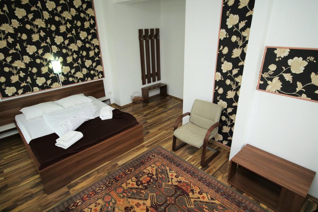 Pensiunea Eden Baile Olanesti Exterior photo