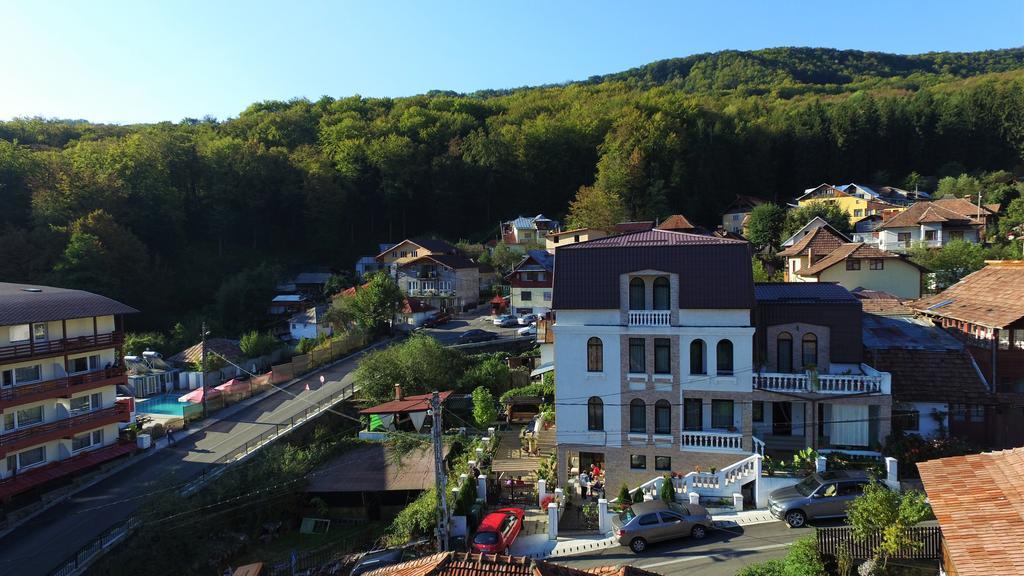 Pensiunea Eden Baile Olanesti Exterior photo